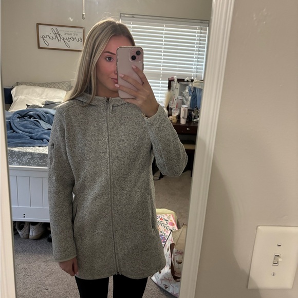 L.L. Bean Gray Hooded Jacket - Picture 2 of 8